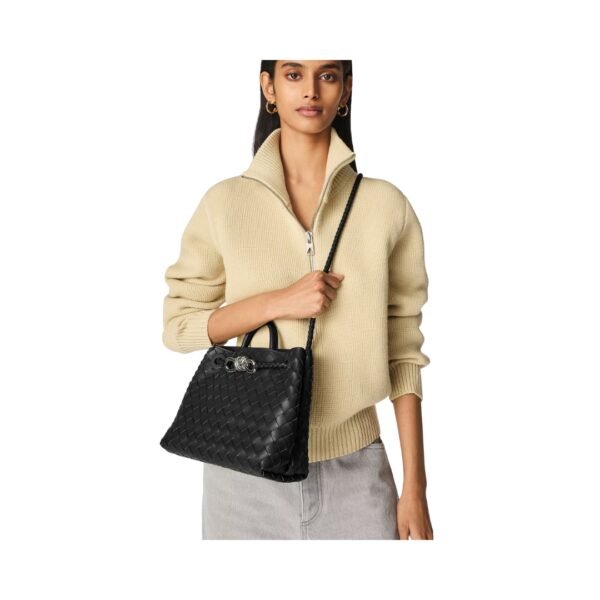 Top-Griff-Tasche aus geschmeidigem Intrecciato-Leder in Schwarz 25 cm - Image 2