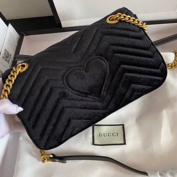 GG Marmont Velvet Schwarz 26 cm - Image 3