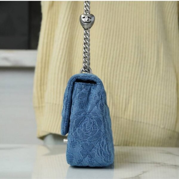 Rare Camellia Denim 18,5 cm - Image 5