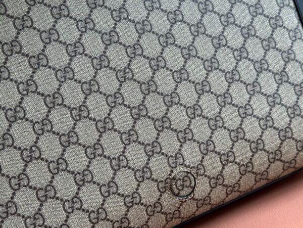 Мittelgroße Wickeltasche in Beige 44 cm - Image 6