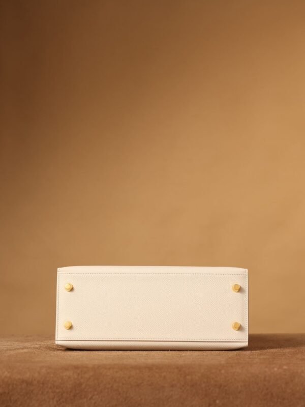 Kelly 25 Epsom Creme/Golden - Image 2