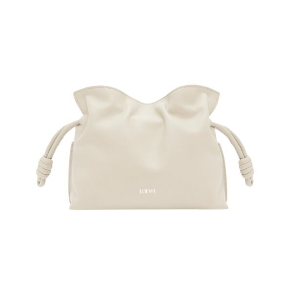 Clutch aus Nappaleder in Meersalz 18 cm