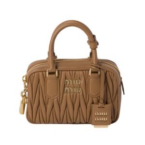 Arcadie-Matelassé-Nappa-Leder Karamell 13 cm