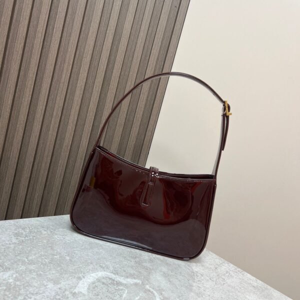 Le 5 a 7 Hobo Bag Burgund 24,5 cm - Image 3