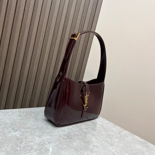Le 5 a 7 Hobo Bag Burgund 24,5 cm - Image 2