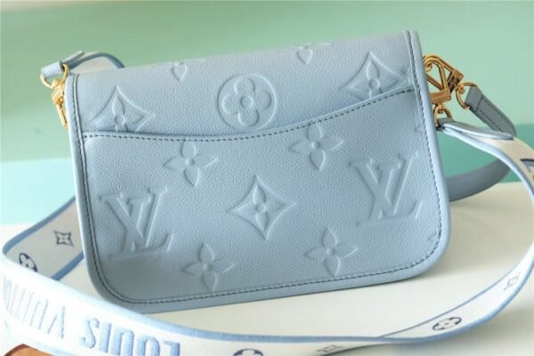 Diane Handtasche Hellblau 24 cm - Image 3