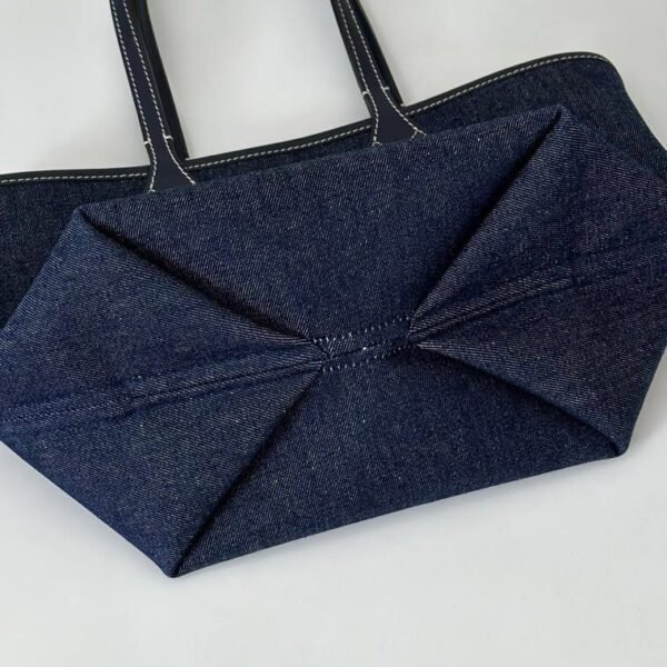 Totissima Kleine Wendetasche Dunkelblauer Denim 22 cm - Image 5