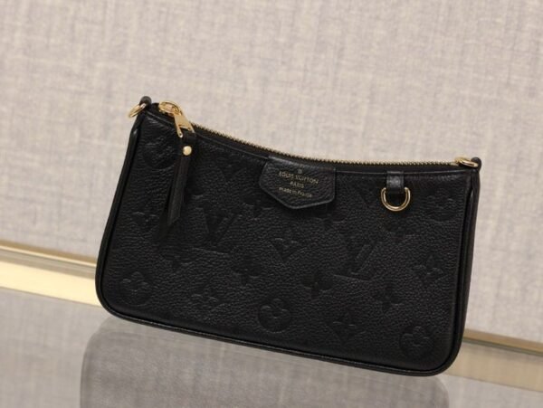 Easy Pouch On Schwarz 19 cm - Image 4