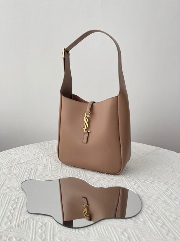 Le 5 a 7 Hobo Bag Staubig Grau 22 cm - Image 7