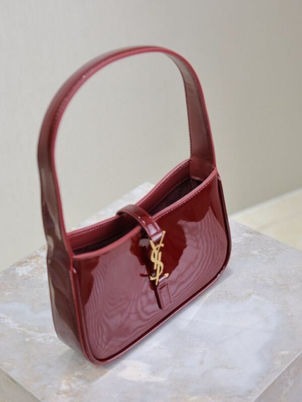 Le 5 A 7 Mini aus Lackleder Weinrot 19 cm - Image 7