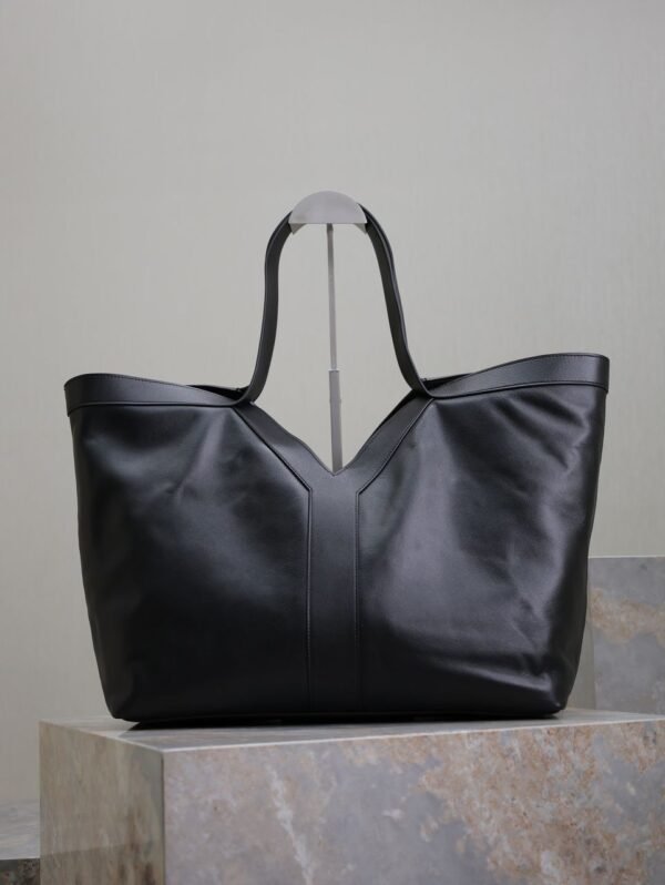 Y TOTE IN LEATHER 37 cm - Image 7